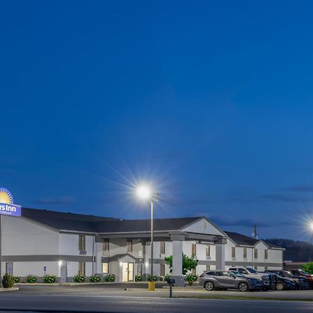 Days Inn By Wyndham Grayson Екстер'єр фото