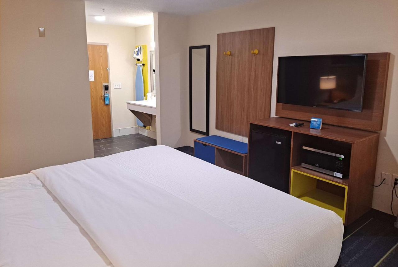 Days Inn By Wyndham Grayson Екстер'єр фото